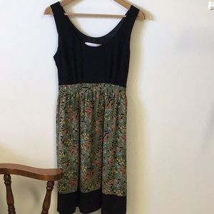 Mac & Jac lovely dress black top pretty design skrt with black tie and band